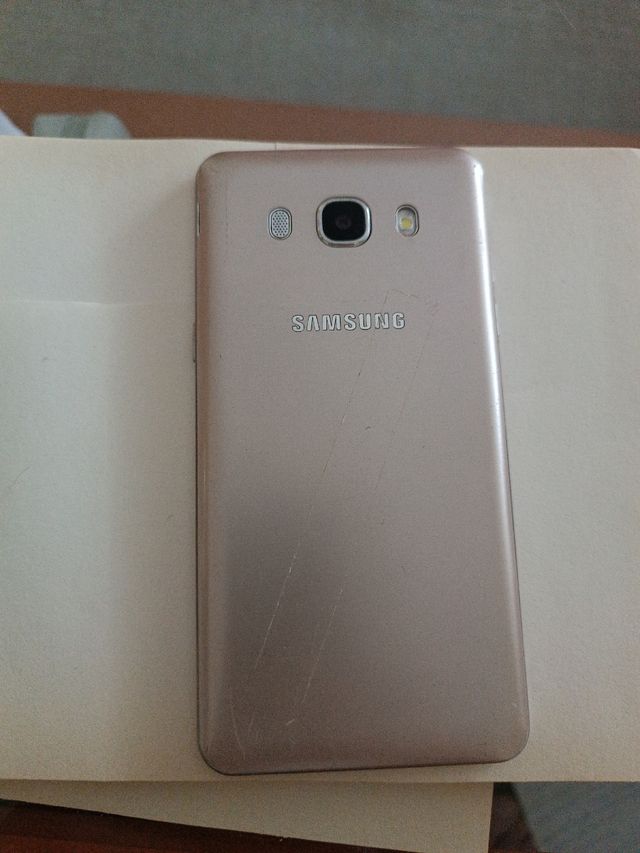 Samsung Galaxy J5