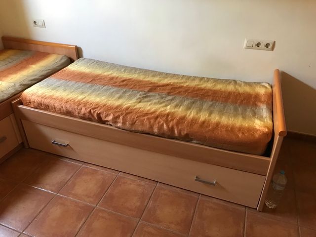 Dormitorio completo juvenil en buen estado