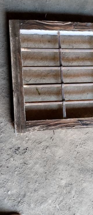 Ventana con reja
