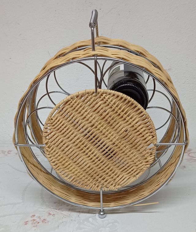 Botellero mimbre y acero inoxidable