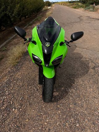 kawasaki zx6r vendo o cambio por scooter grande