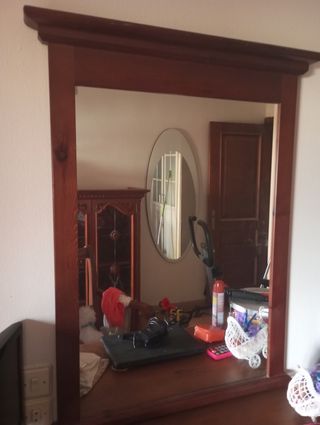 Espejo madera .mide 1.10m x80