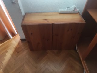 Mensole e armadio Ikea