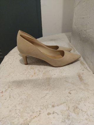 Zapato de vestir beige 