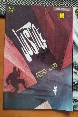 Justice Andrew Helfer. Primera edición.