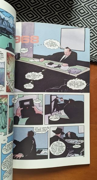 Justice Andrew Helfer. Primera edición.