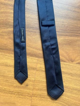 Corabata azul marino Zara