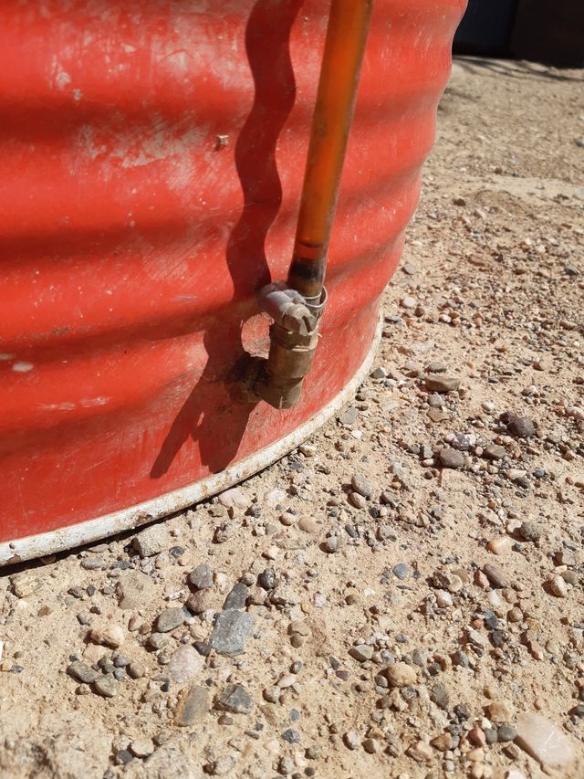 Bidón 200 litros metalico con tubo de nivel