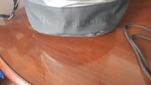 Bolso,petate plateado y negro