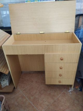 Escritorio Sólo venta en persona