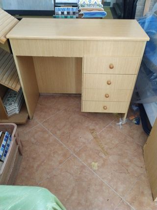 Escritorio Sólo venta en persona