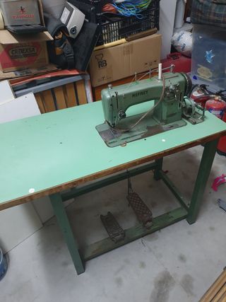 MAQUINA DE COSER