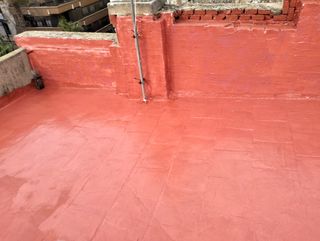 Reparación de goteras y tejados .