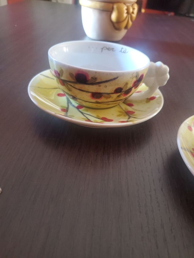 Set tazze da the con infuso thun