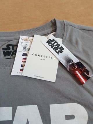 Camiseta R2 D2 Star wars. Cortefiel.