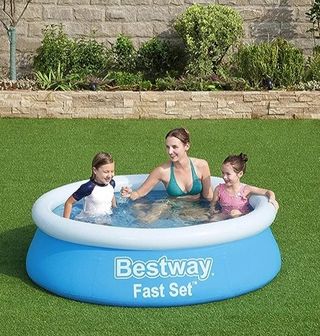 Set completo de piscina hinchable