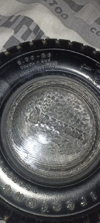 Cenicero firestone y vasos