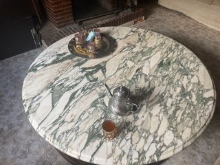 Mesa de marmol y madera antigua