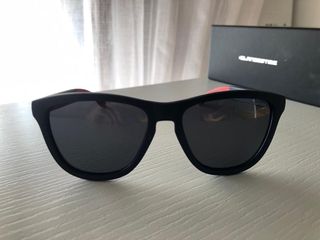 Gafas de sol hombre Clandestine. Modelo Matte Blue