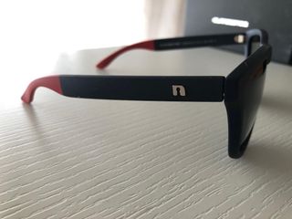 Gafas de sol hombre Clandestine. Modelo Matte Blue