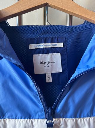 chubasquero niño pepe jeans