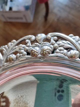 PAREJA 2 PLATOS PLATA Y DORADOS CON SELLO ORFEBRE.