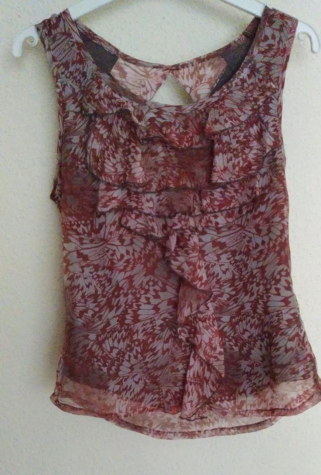 Bonita blusita sin mangas