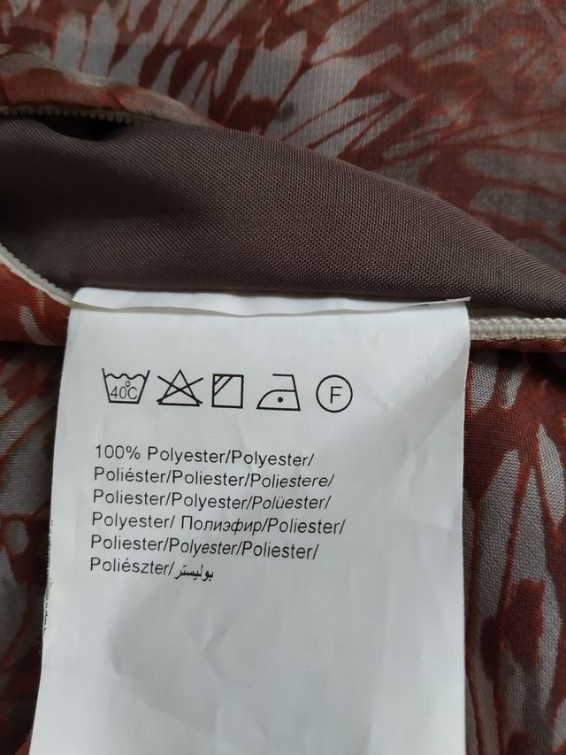 Bonita blusita sin mangas