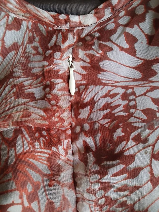 Bonita blusita sin mangas