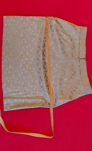 Traje  chaqueta americana con falda 