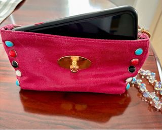 2 carteras pequeñas de piel