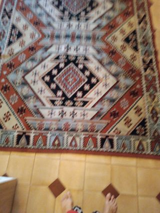 Alfombra de lana antigua