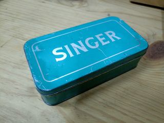 Maquina de coser Singer