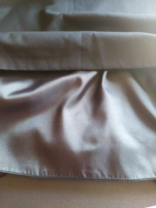 Talla 44 (XXL) mujer. Falda negra marca Bhs