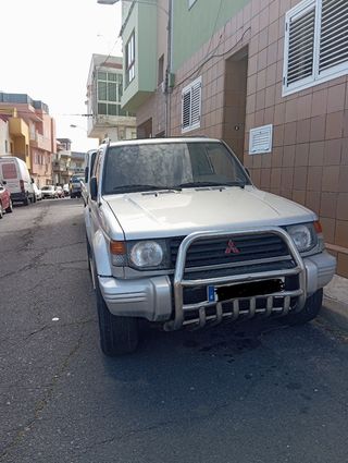 Mitsubishi Montero 1991