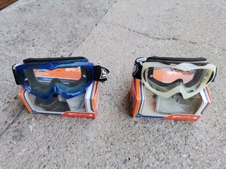 PANTALÓN CASCOS GAFAS MOTO /QUAD