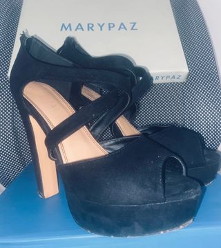 Tacones negros de Marypaz