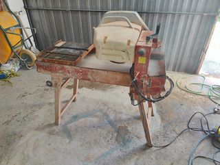 Maquina cortadora agua Dimas