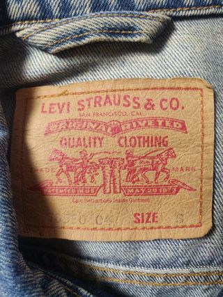 Chaqueta Levis mujer 