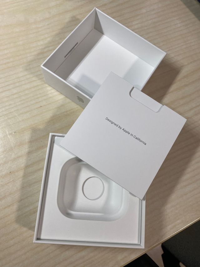 Caja Airpods 2a generacion