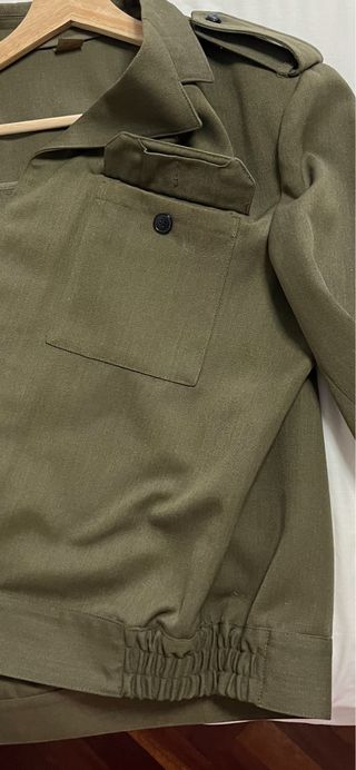 chaqueta de traje militar 
