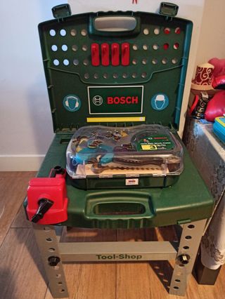 Maletín herramientas niños + banco de trabajo