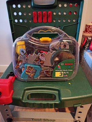 Maletín herramientas niños + banco de trabajo