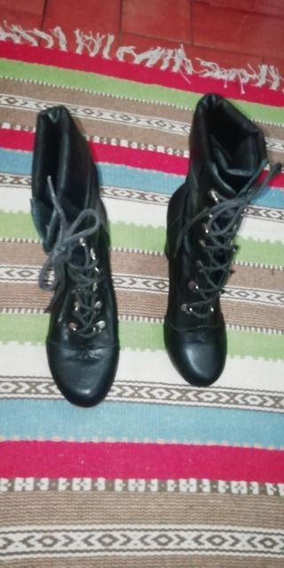 Botas de pele Zilian novas