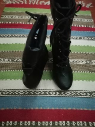 Botas de pele Zilian novas