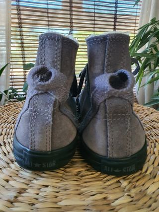 Ténis bota com forro. Converse