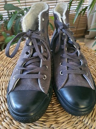 Ténis bota com forro. Converse