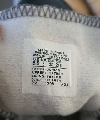 Ténis bota com forro. Converse