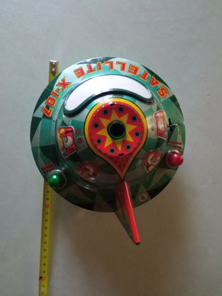 Juguete hojalata antiguo