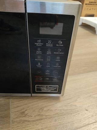 Microondas Samsung MG23J5133